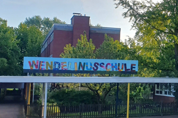 schule-fruehling bearbeitet